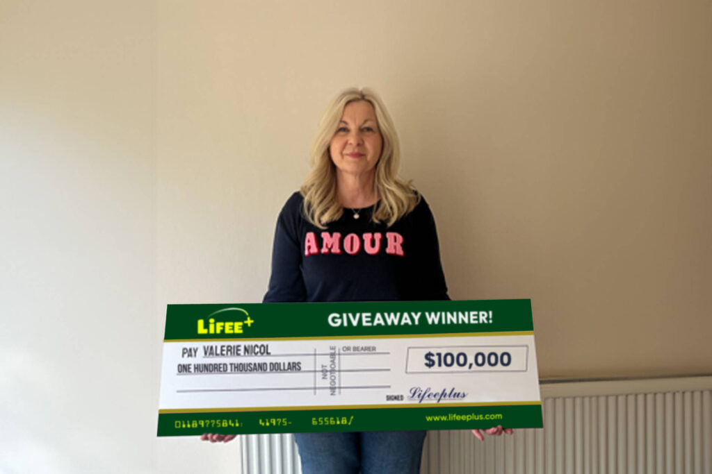 Lifee giveaway winner Valerie