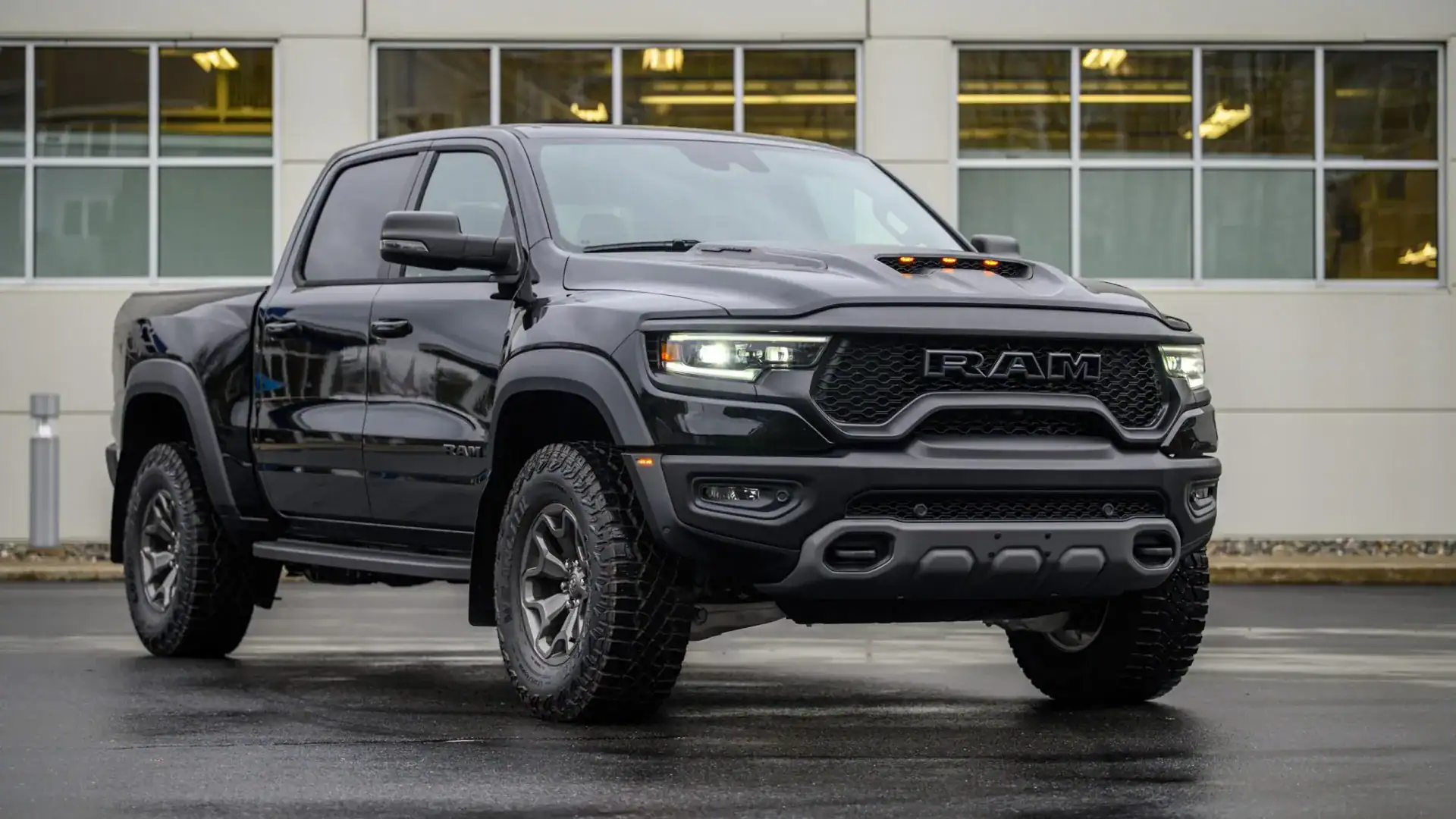 2024 ram trx